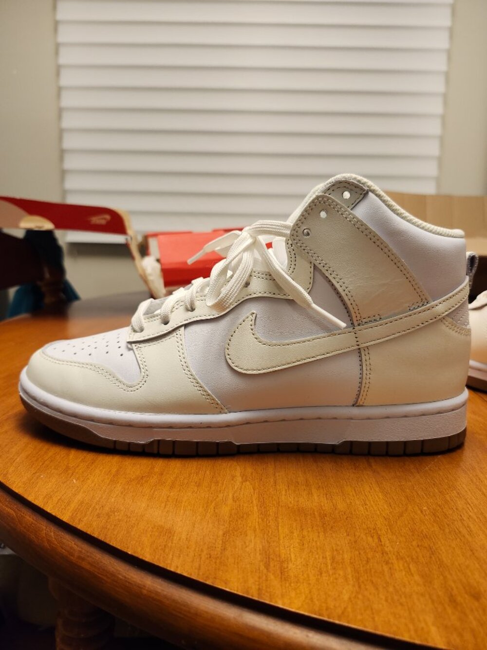 Nike Dunk High - Picture 4 of 8